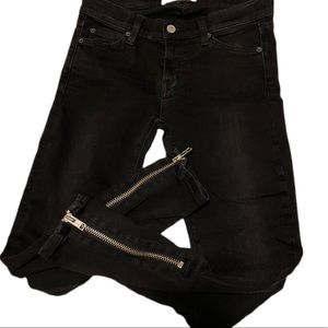 Elizabeth and James Zipper-Ankle Skinny Jeans